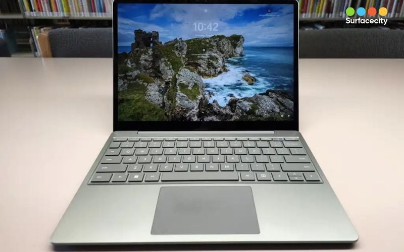 Nên mua cấu hình Surface Laptop Go 3 nào